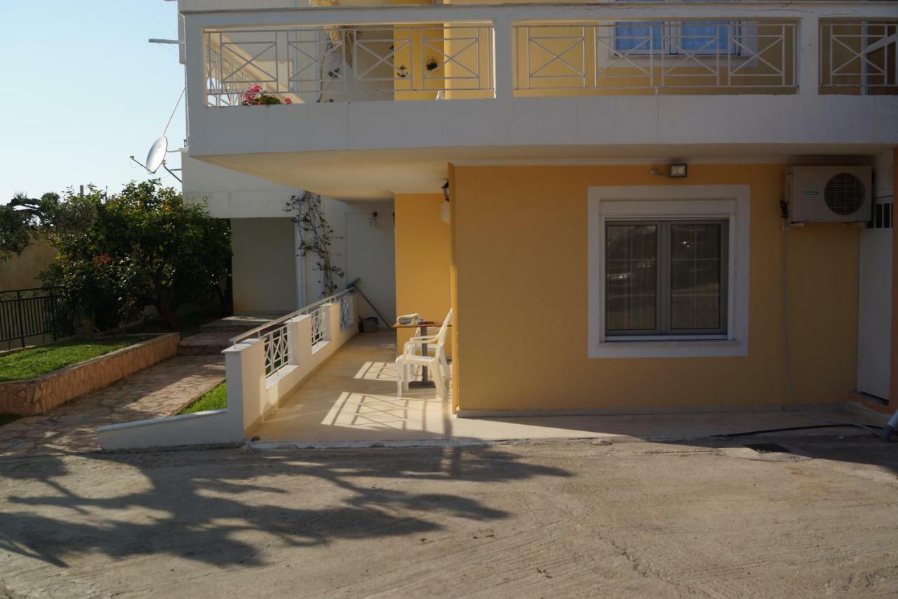 Τhe Sunny Apartments إيغومينيتسا المظهر الخارجي الصورة