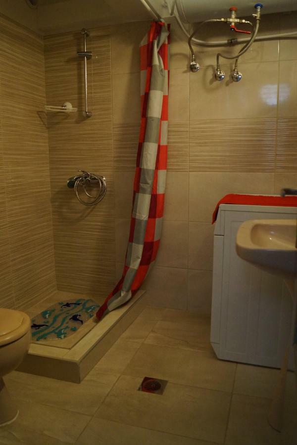 Τhe Sunny Apartments إيغومينيتسا المظهر الخارجي الصورة